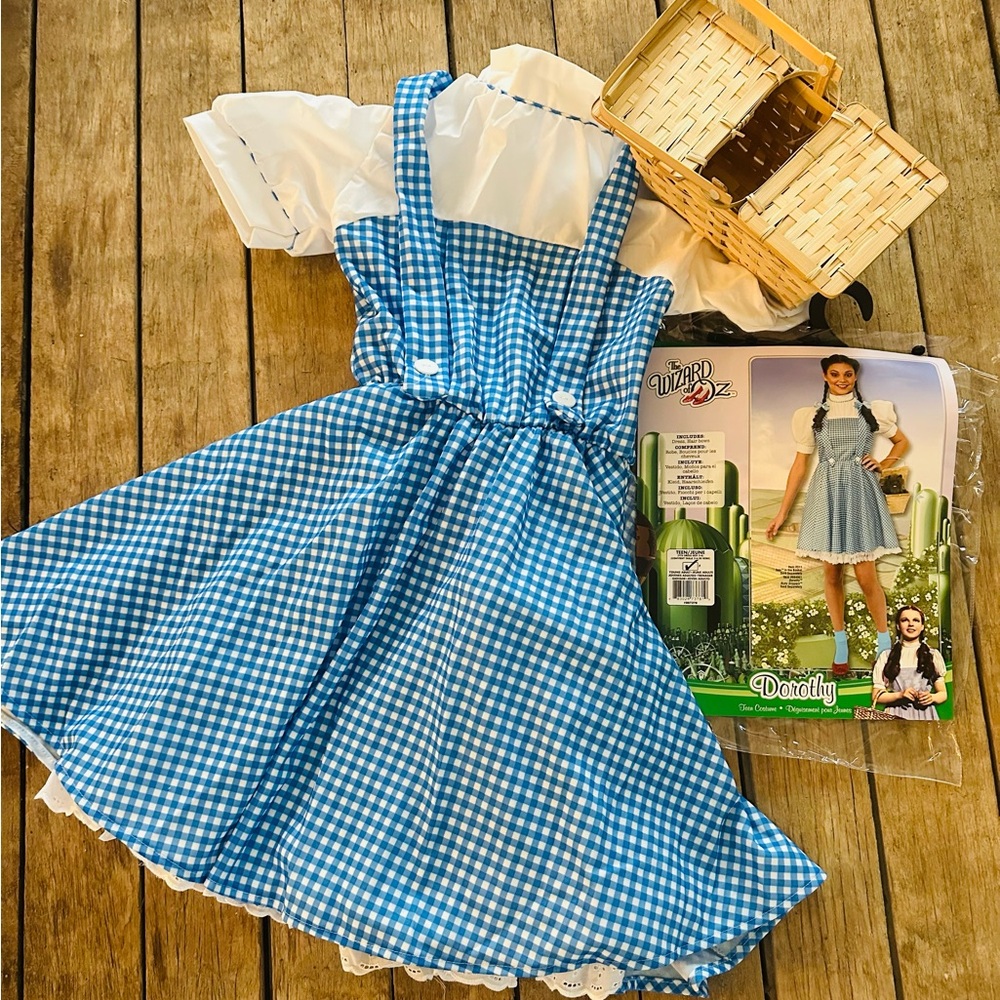 Rubie’s Teen Dorothy Dress + Basket